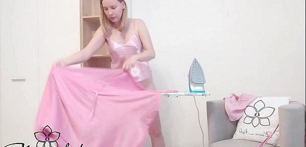  Housewife Fingering Pussy and Getting Sensual Orgasm after Ironing